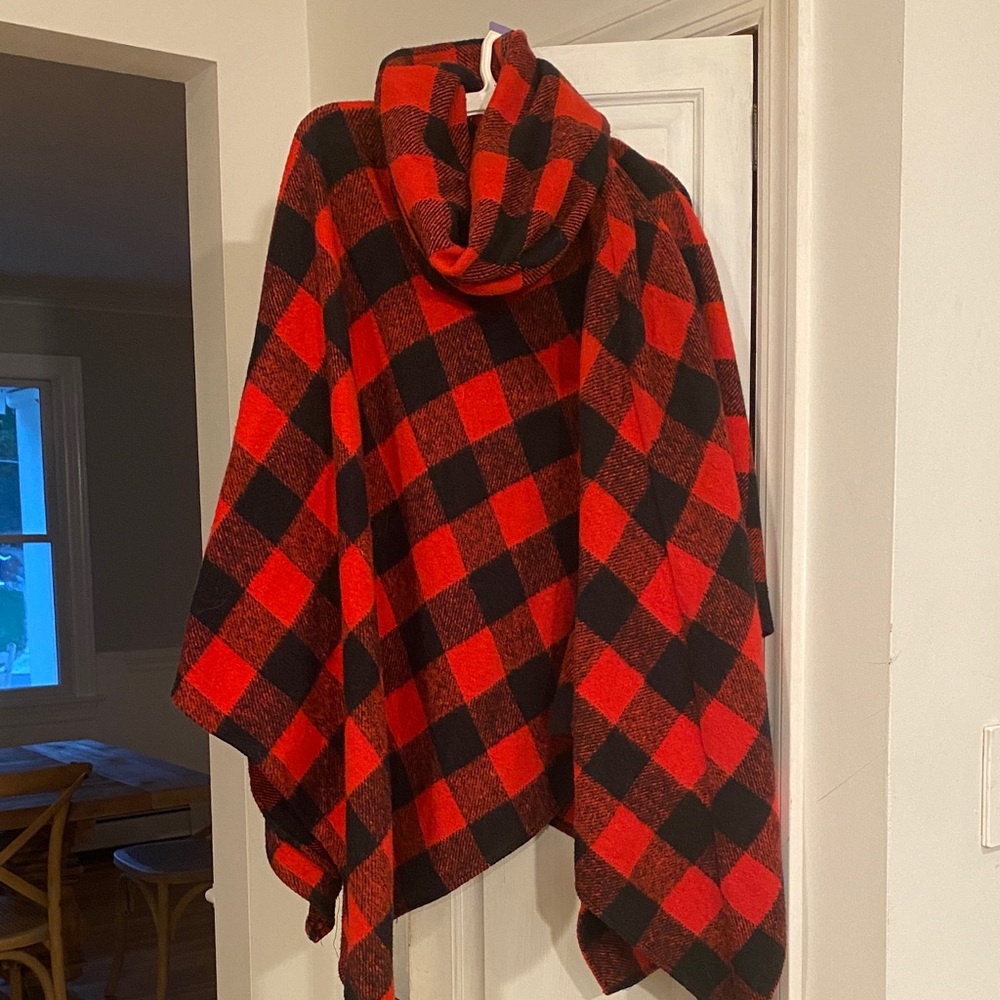 Odds and Evens Red and Black Plaid Poncho Wool